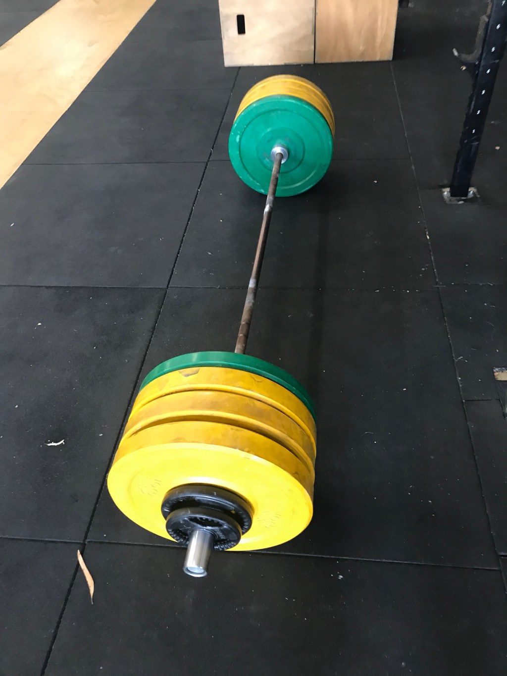Old man deadlifts 300&nbsp;pounds